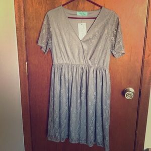 NWT- short sleeve lace dress